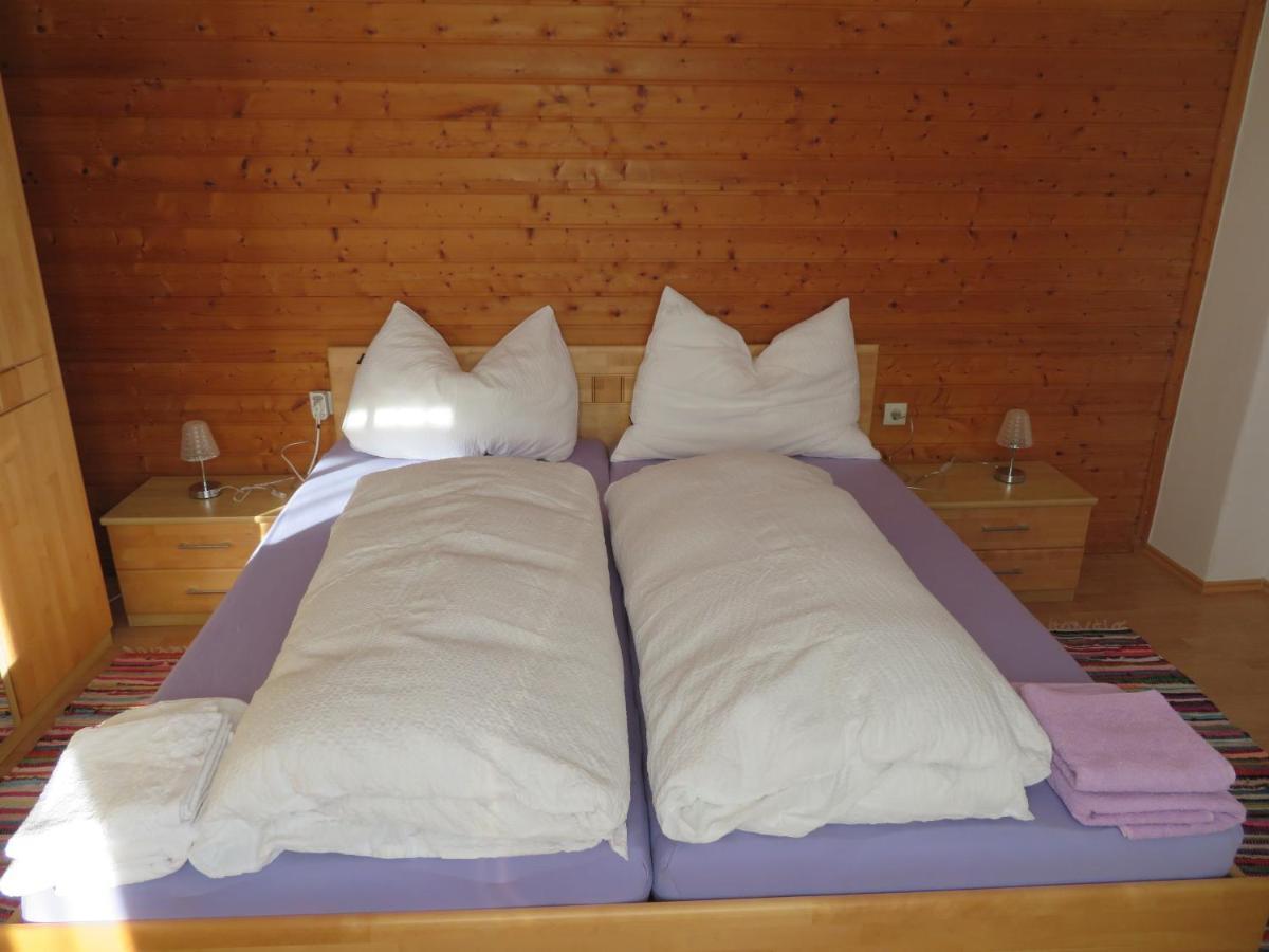 Bed and Breakfast Haus Irmi Knittelfeld Exterior foto